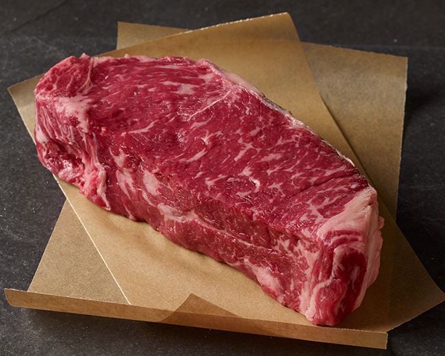 Grilled Strip Steak for Two with Maître d´Hôtel Butter
