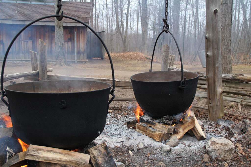 maple syrup sap boil